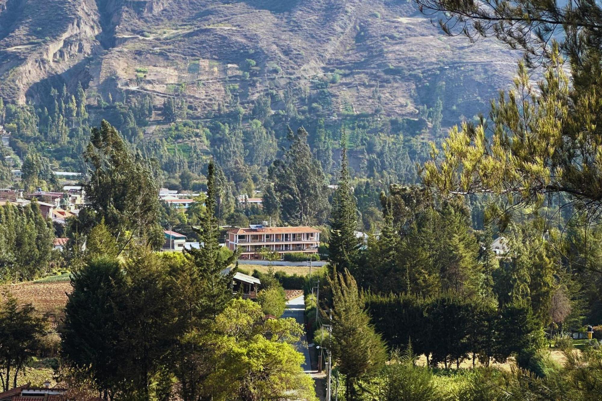 Runaway Eco Hotel Carhuaz Екстер'єр фото