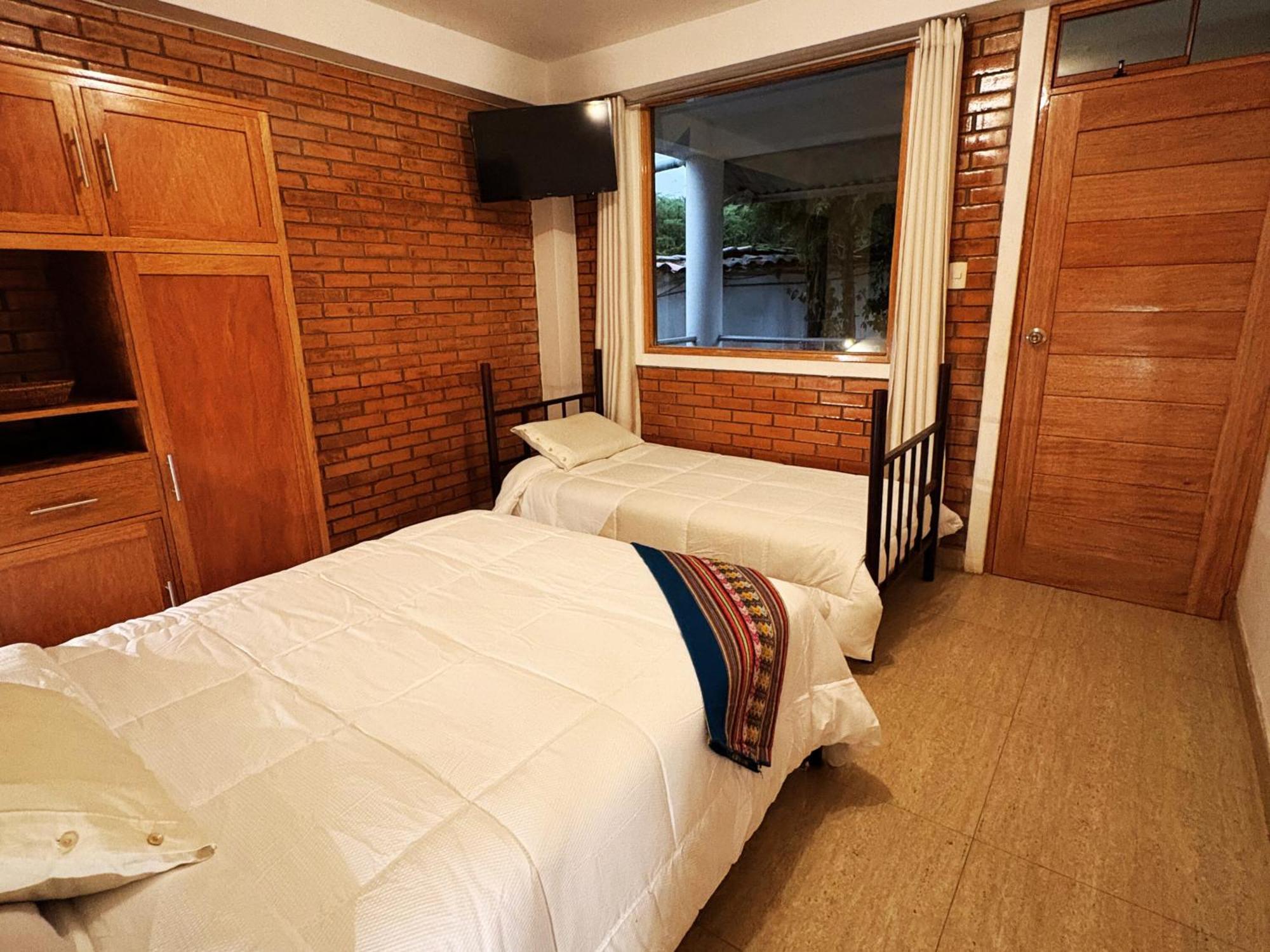 Runaway Eco Hotel Carhuaz Екстер'єр фото