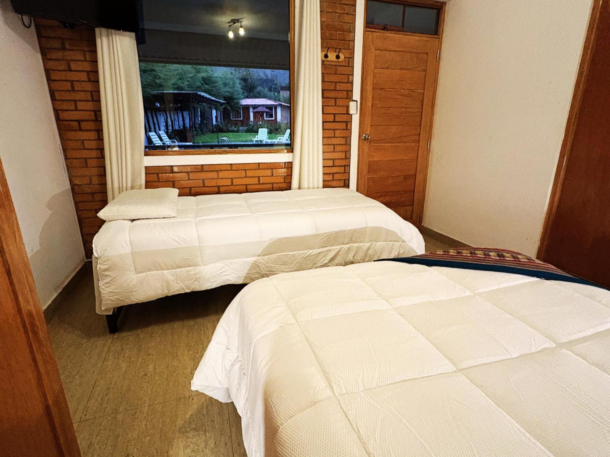 Runaway Eco Hotel Carhuaz Екстер'єр фото